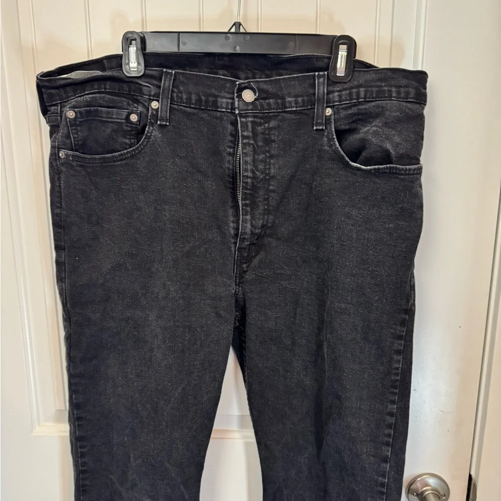 Men's Black Levi’s Jeans 40 X 32